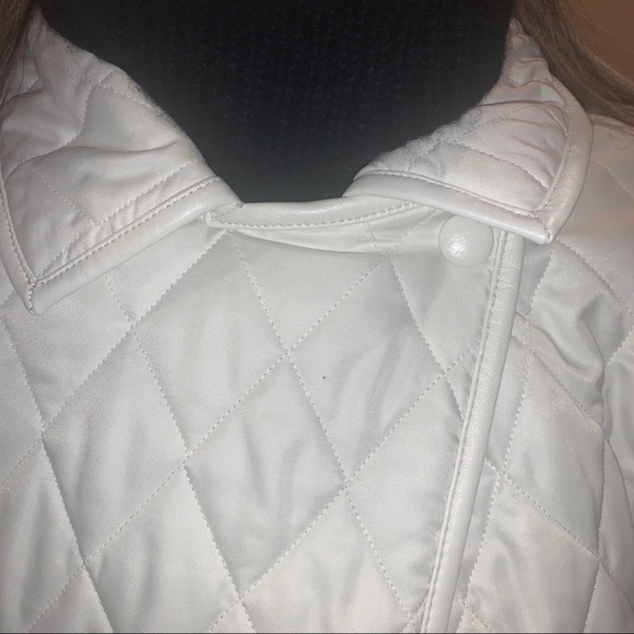 Burberry Quilted Trench - Picture 2 of 5